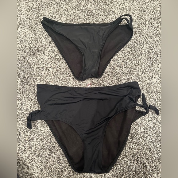 2 pairs ardene swimming suit bottoms - Picture 1 of 1